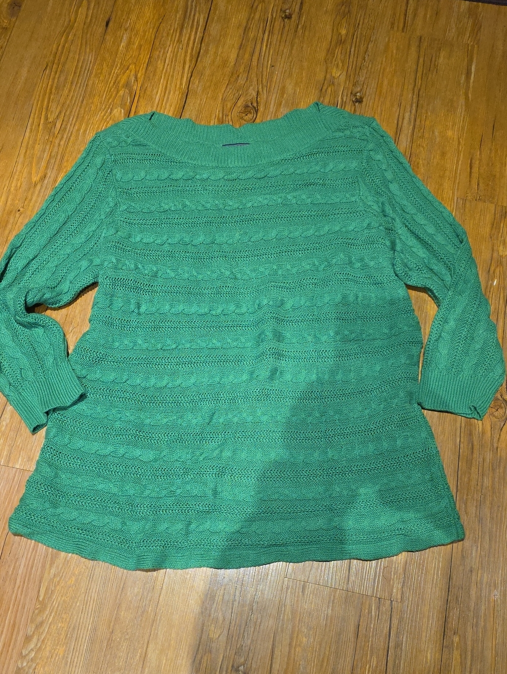 Emerald Green Cable Knit Scoop-Neck Sweater